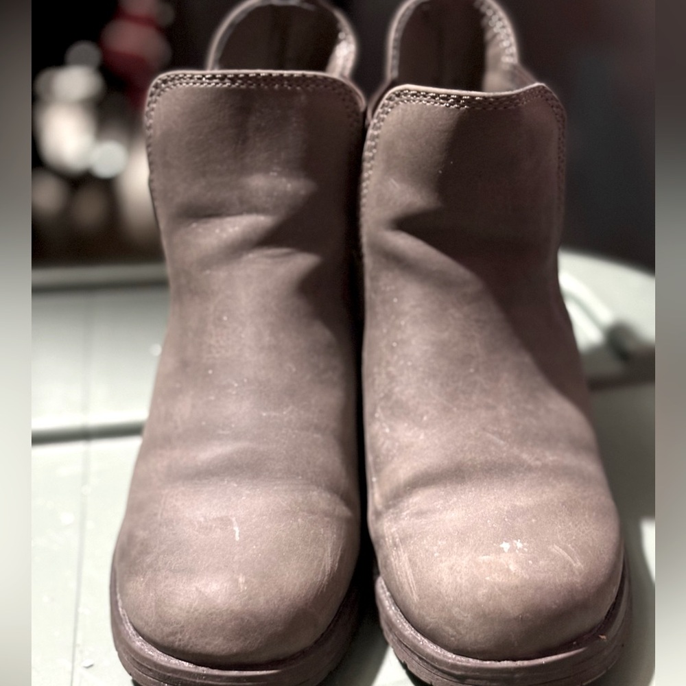 Woman’s boots